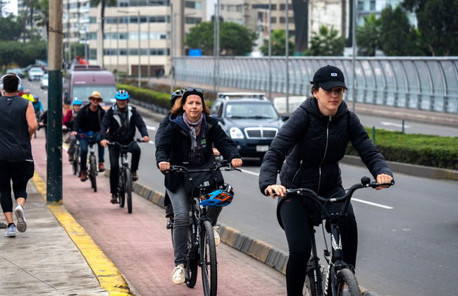 Visite à vélo du centre historique colonial de Lima - Photo 2