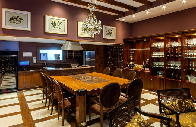 Tour por el hotel Castelo Saint Andrews con cata de vinos - Foto 2