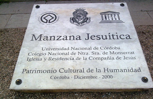 City tour with jesuit apple - Photo 4