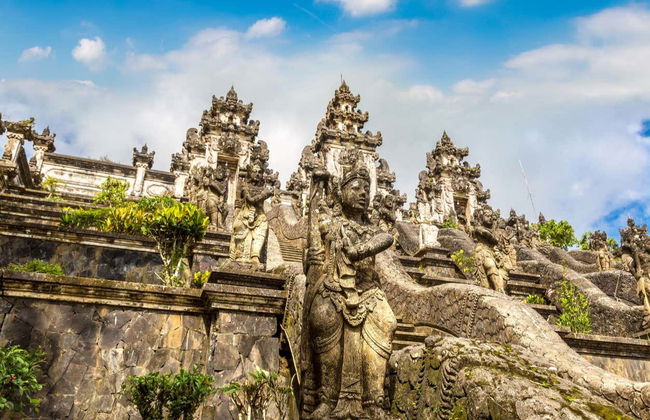 Visite privée du Palais des eaux de Taman Ujung et Tirta Gangga - Photo 3