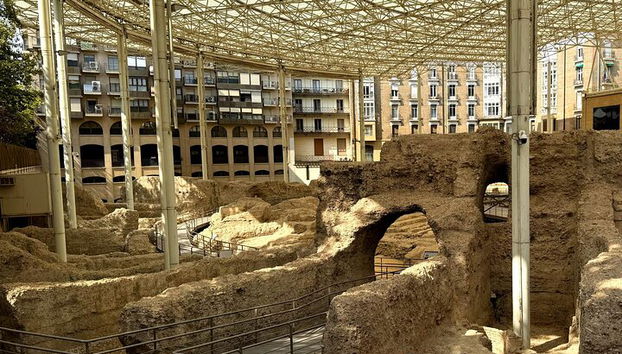 Ciudad de las Cuatro Culturas: Tour de audio autoguiado en Zaragoza - Foto 4
