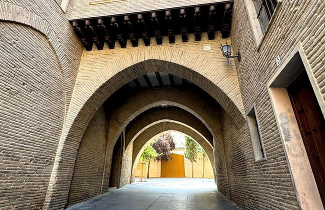 Ciudad de las Cuatro Culturas: Tour de audio autoguiado en Zaragoza - Foto 7