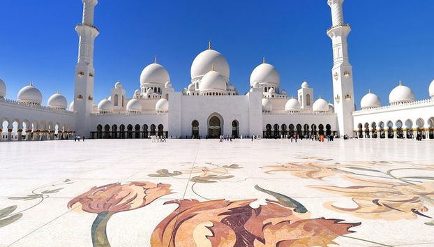 Trasferimento privato da Sharjah all'aeroporto di Abu Dhabi (AUH) - Foto 4