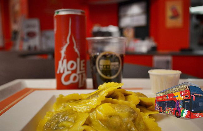 MBun Hamburger Shop and Open Bus Turin - Photo 1