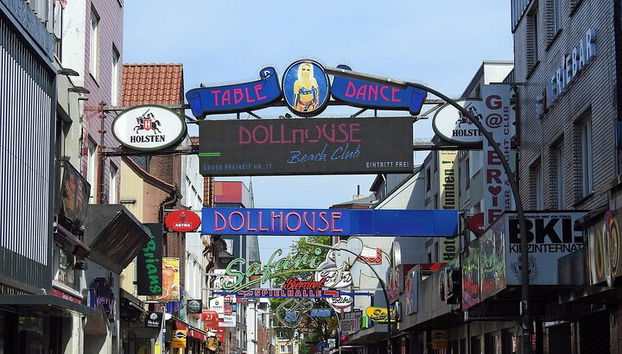 Sex, Drugs und Hotdog Kieztour in Hamburg - Foto 4
