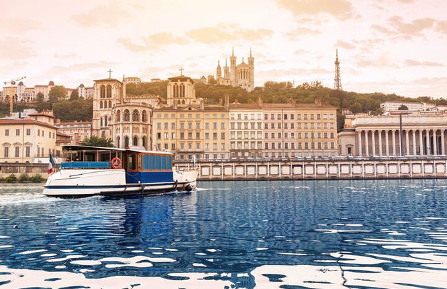 Tour da Cidade Velha de Lyon com bilhetes de cruzeiro - Foto 1