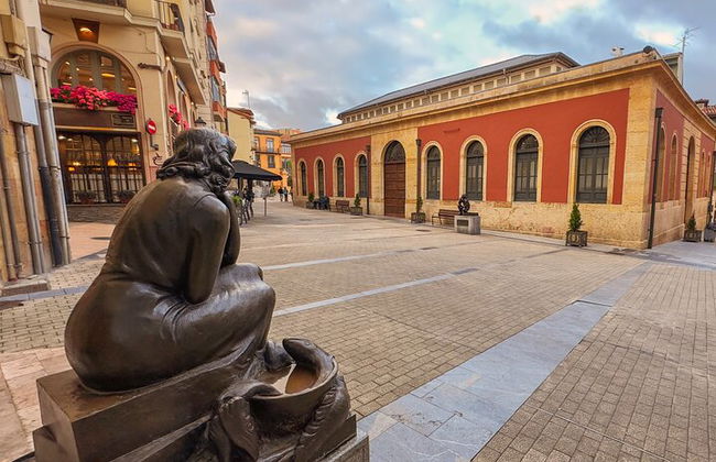 Tour privado autoguiado de búsqueda del tesoro y lugares de interés de Oviedo - Foto 5