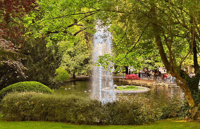 Tour privado autoguiado de búsqueda del tesoro y lugares de interés de Oviedo - Foto 9