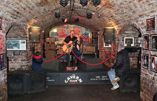 The Original Beatles Walking Tour - Photo 7