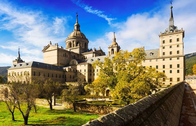 Excursión a Segovia, El Escorial y Valle de los Caídos - Foto 2