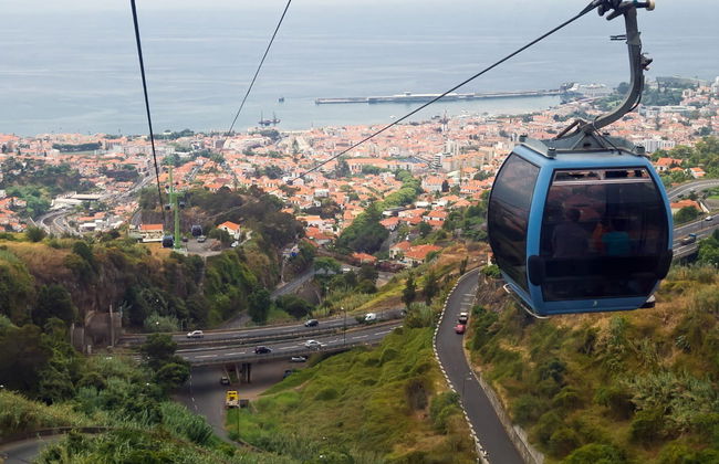 Funchal Hop-On Hop-Off Bus Tour - Foto 1