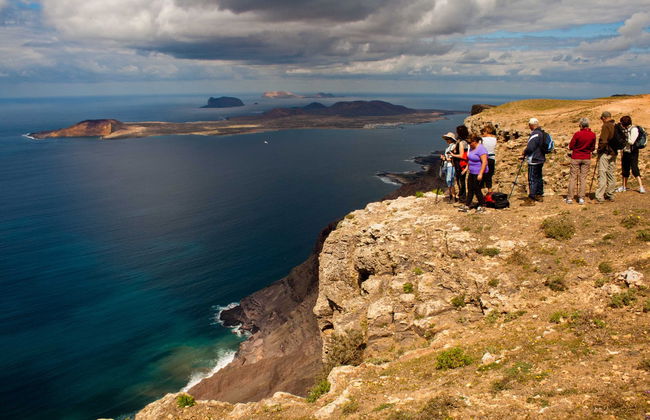 Senderismo por el Volcán de La Corona y Risco de Famara - Foto 4