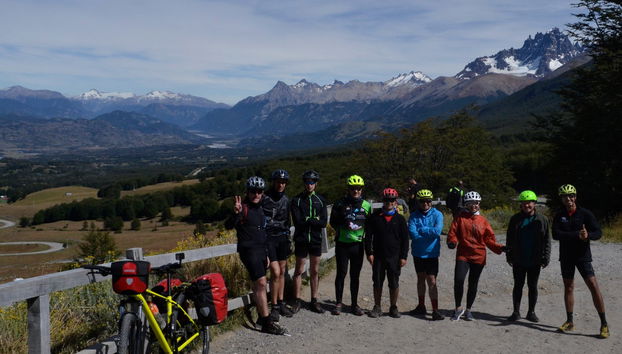 Carretera Austral Sur 10-Day Bike Tour - Foto 2
