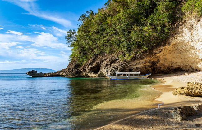 Puerto Galera Beaches Cruise - Foto 1