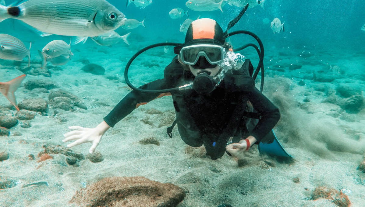 Migjorn Beach Beginners Scuba Diving Lesson - Foto 1