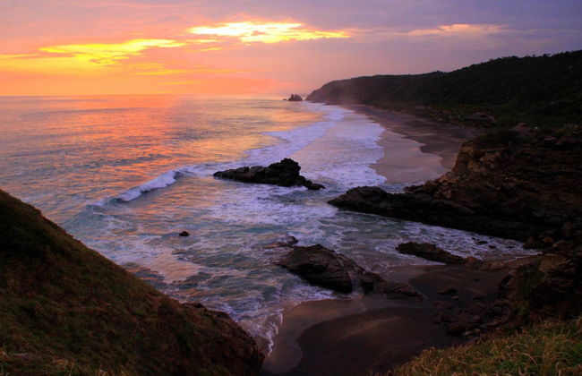Excursión a Punta Cometa al atardecer - Foto 6