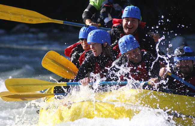 Rafting sul fiume Elaho - Foto 1
