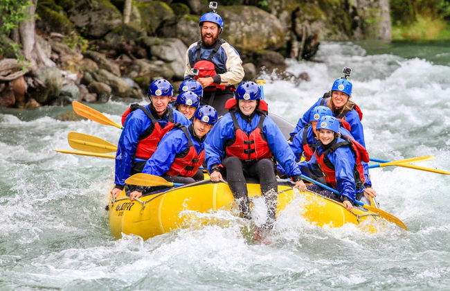 Rafting sul fiume Elaho - Foto 3