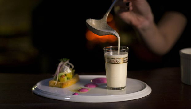 Cena y espectáculo en el restaurante Primuseum - Foto 3