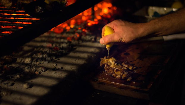 Cena y espectáculo en el restaurante Primuseum - Foto 2