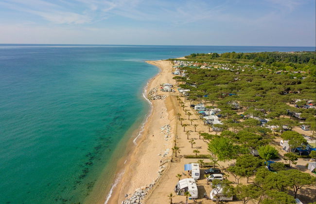 Alquiler de barco sin licencia en Lloret de Mar - Foto 3