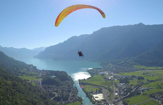 Paragliding in Interlaken - Photo 6