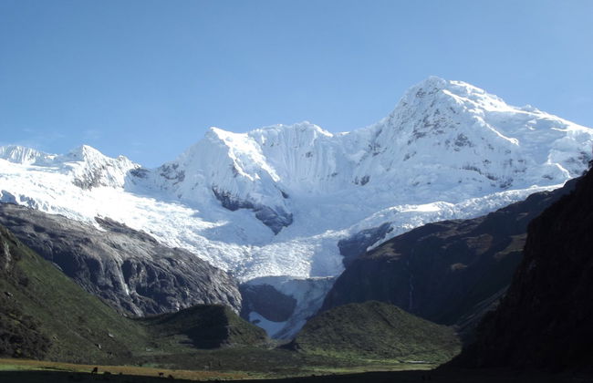 Ruta privada de senderismo por la laguna Rajucolta - Foto 4