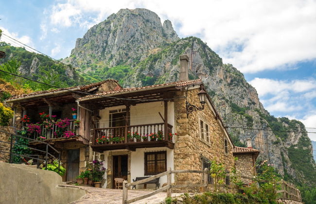 Visita guiada por Potes - Foto 3