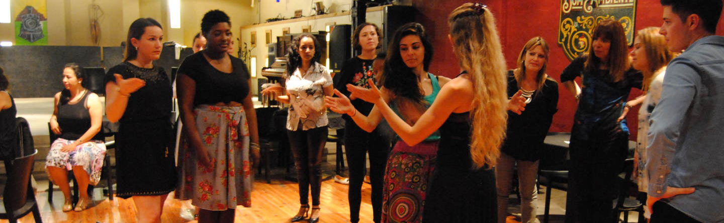 Tango Lesson in a Milonga in Buenos Aires - Photo 1