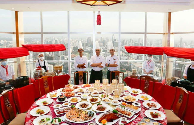 Cena al Baiyoke Sky Hotel - Foto 2
