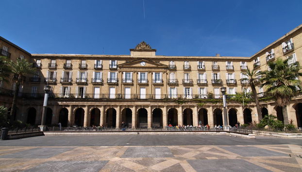 Bilbao Private Walking Tour - Photo 5