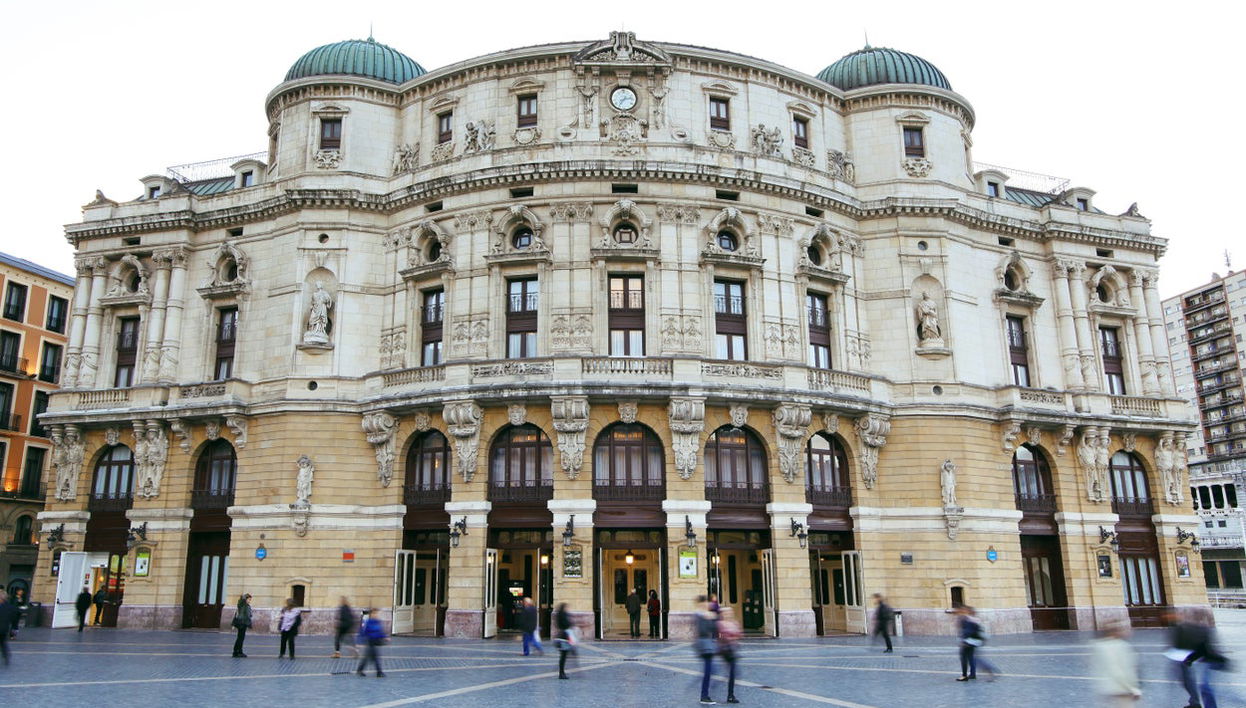Bilbao Private Walking Tour - Photo 1