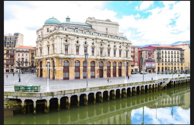 Visite privée de Bilbao à pied - Photo 1