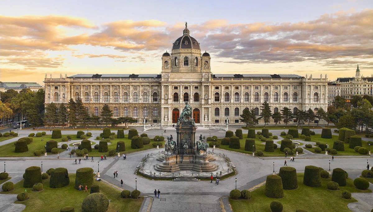 Entrada al Kunsthistorisches Museum, el Museo de Historia del Arte de Viena - Foto 1