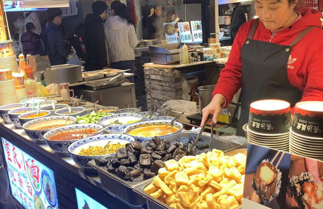Tour privado pelo mercado noturno de Nanluoguxiang - Foto 2
