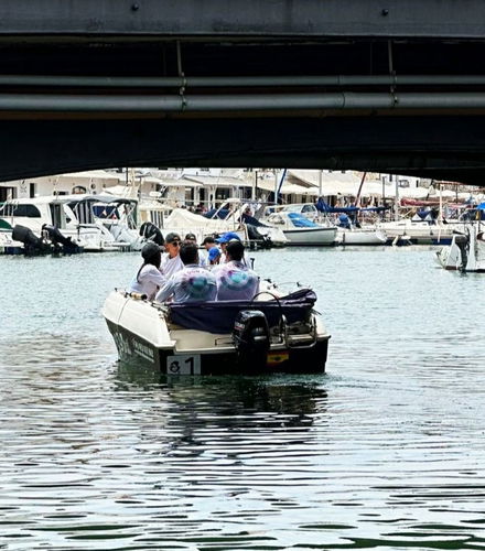 Foto de Alquiler de barco con patrón en Santander