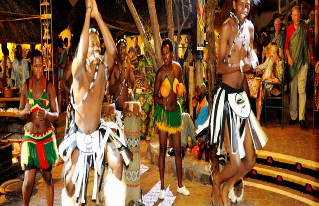 Jantar Boma e Show de Tambores nas Cataratas Vitória com Traslados - Foto 2
