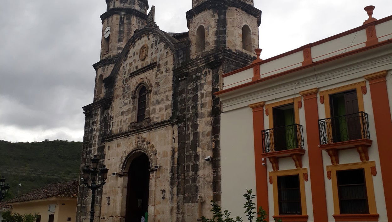 Excursión a Paicol + Espeleología en la cueva Caja de Agua - Foto 1