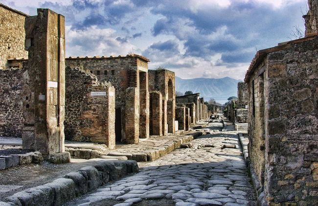 Pompeii Day Trip - Photo 2