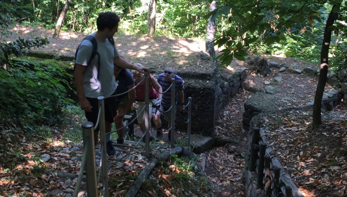 Percorso escursionistico al Parco Spina Verde - Photo 1
