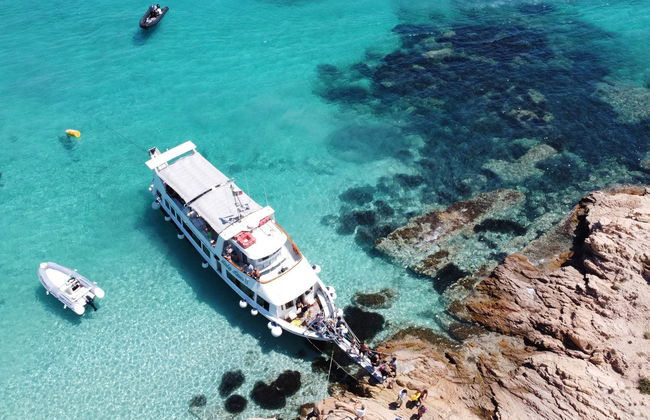 Maddalena Archipelago Boat Day Trip - Photo 2