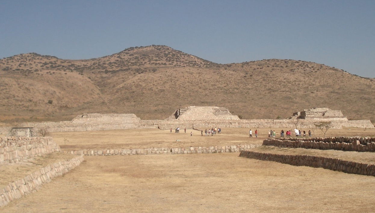Excursion privée à la distillerie de tequila de Corralejo et au site archéologique de Plazuelas - Photo 1