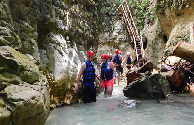 ATV N' Splash: ATV ride in the countryside and adventure in the waterfalls with Dominican lunch - Foto 2