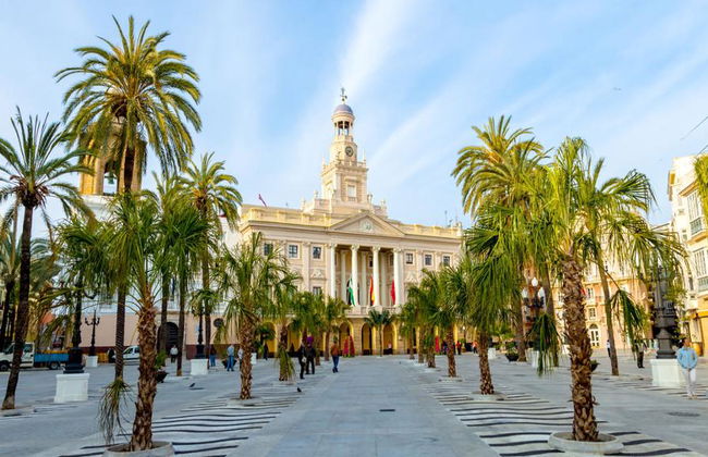 Tour privado a pie por Cádiz - Foto 3