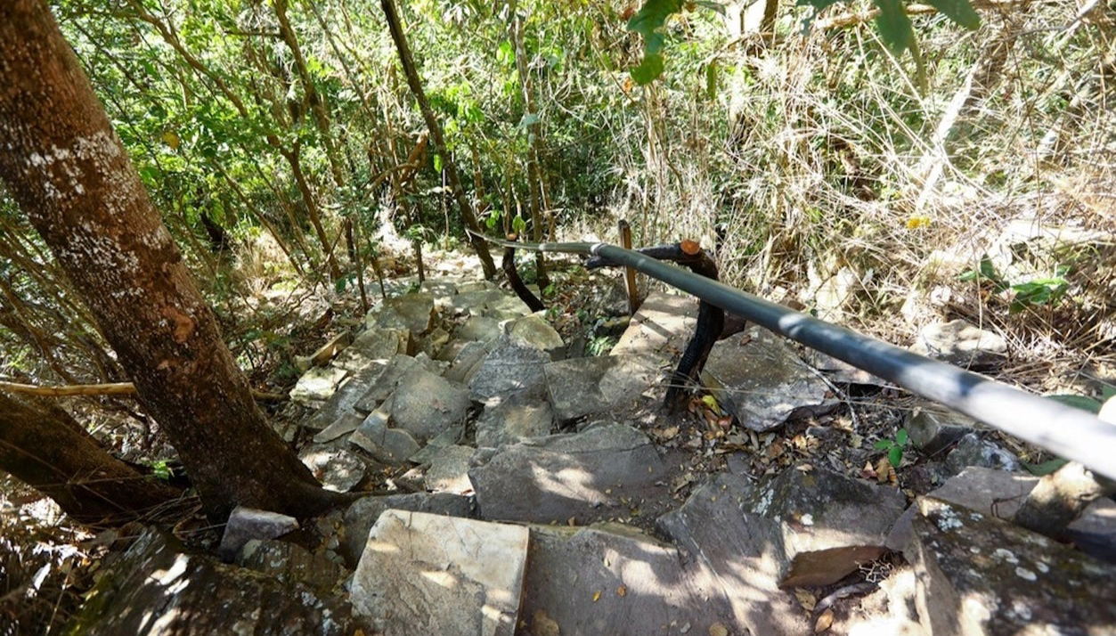 Trilha pela cachoeira do Rosário - Foto 1