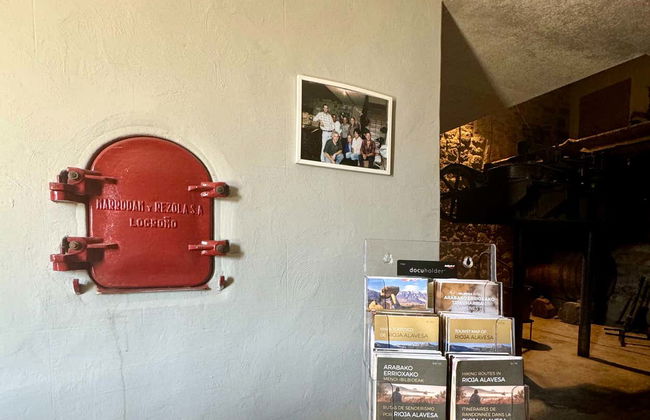Visita a las bodegas J.F. Iradier - Foto 7