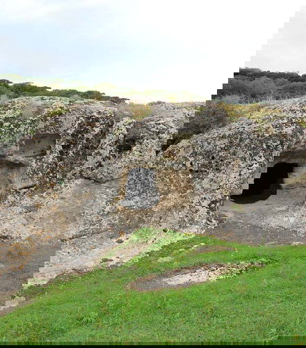 Foto - Escursione alla Necropoli di Puttu Codinu e al Nuraghe Appiu
