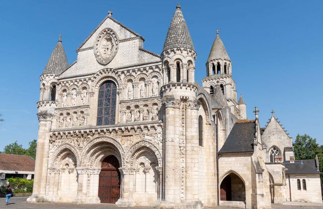 Tour privado por Poitiers - Foto 1