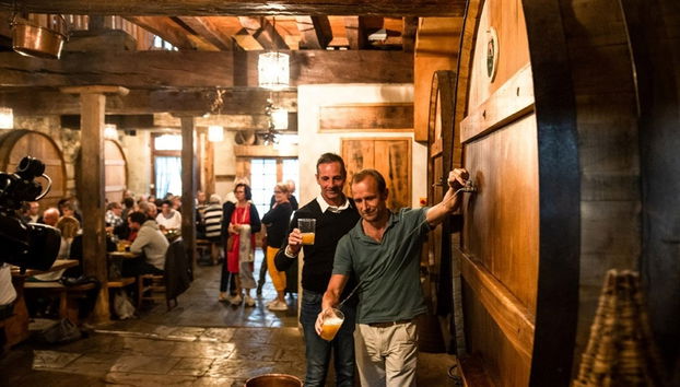 Visitaremos uma típica casa de sidra basca em Bayonne