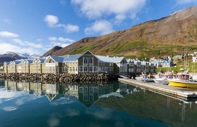 Day Trip to the Arctic Coast - Photo 1